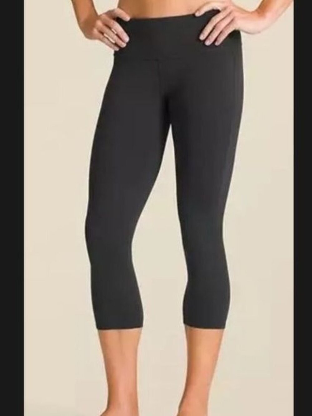 Athleta Chaturanga Women's Small Black Mid Rise Crop Activewear Leggings
